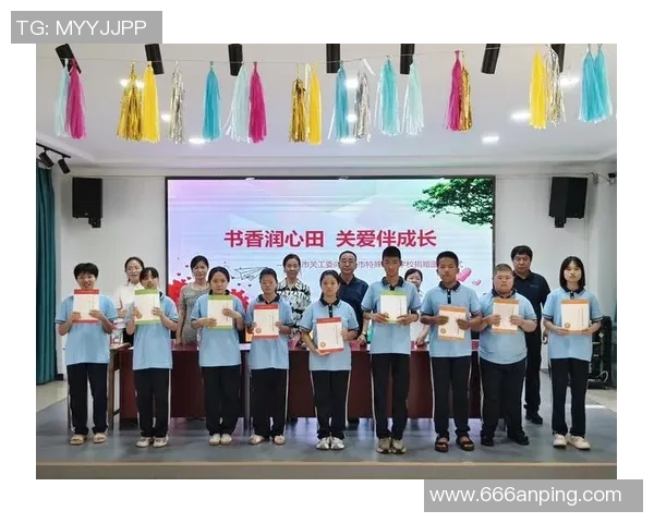 米奇足球班旗的故事与梦想：小小球员的成长之路